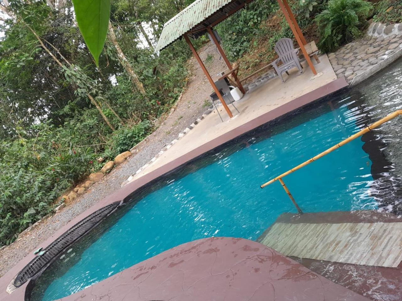 Gambas Lodge La Fortuna Exterior photo